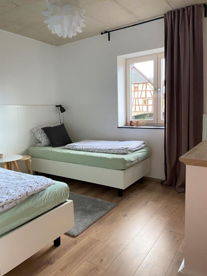 Landhof Lieg - Tierische Auszeit In Unseren Gemuetlichen Ferienwohnungen Bagian luar foto
